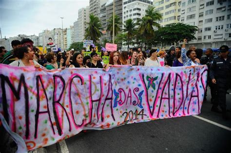 Marcha Das Vadias Slutwalk In Rio Daily The Rio Times