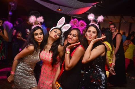 Goa Nightlife Popular Beach Party Rave Parties In Goa Party Themes