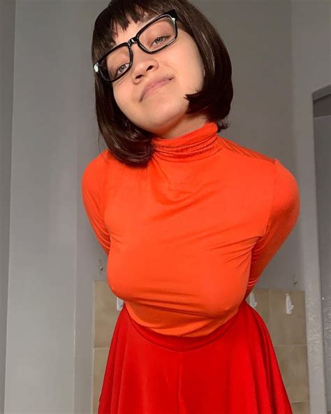 jinkies as velma dinkley 9gag