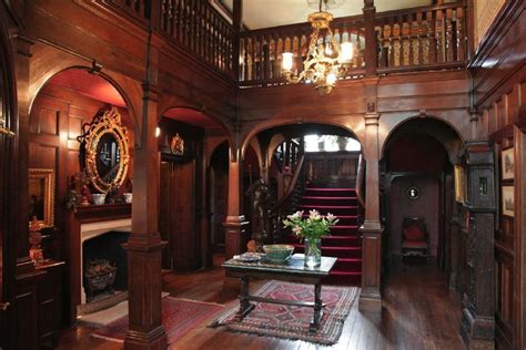 Victorian Gothic Decor For Stunning Architectural Styles