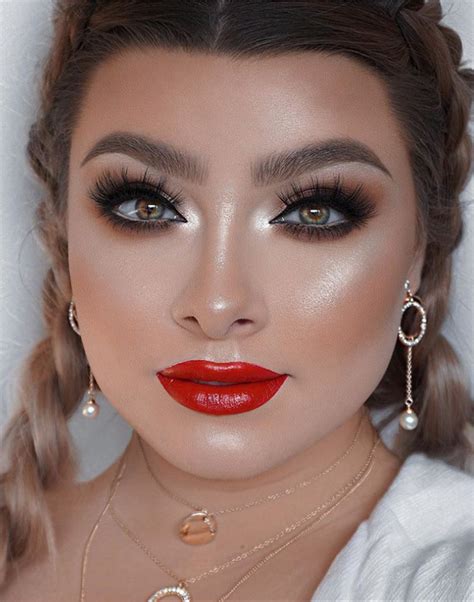 Flirty Prom Makeup Looks Ideas This Summer Page Of Fashionsum