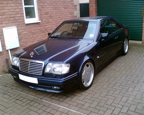The mercedes w124 200e petrol estate offered here is described by the vendor as an excepti. Mercedes-Benz E36 AMG W124 Coupe Japan Style | BENZTUNING