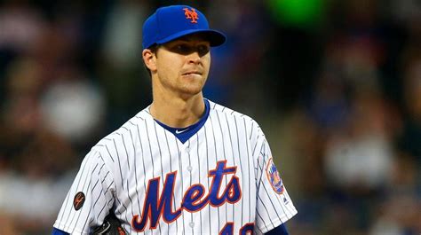 Jacob Degrom Leaves After Four Innings With Elbow Injury Mets Bullpen