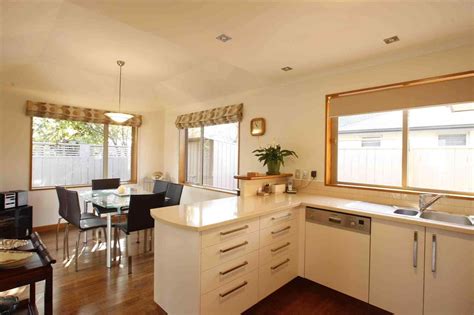 They don't limit your counter space to one part of the kitchen. 15+ Awesome Kitchen Ideas For L Shaped Room — BreakPR ...