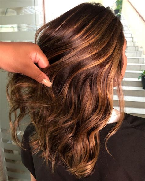 Looks With Caramel Highlights On Brown Hair For