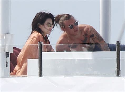 Kendall Jenner And Harry Styles Spotted Together On A Yacht E Online Au