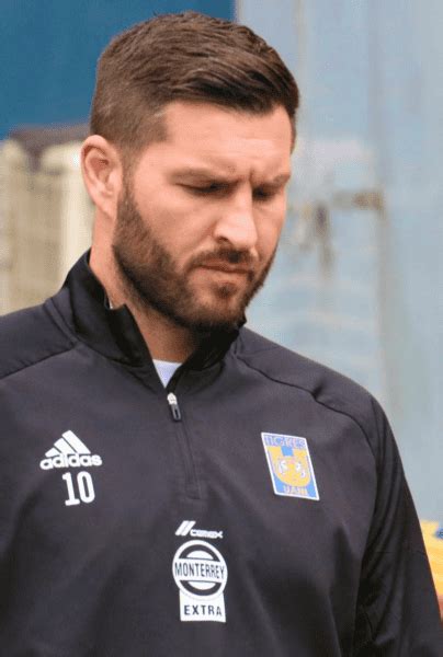 André Pierre Gignac demostró su estilo de Ronaldo Nazario y sorprendió