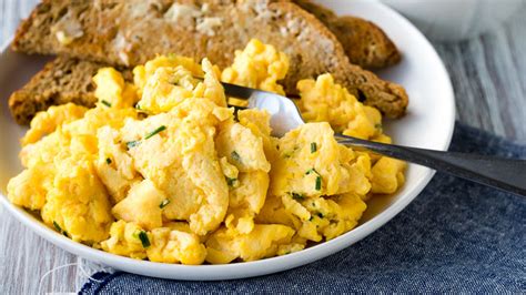 Scrambled Cream Cheese Eggs Low Carb Keto The Worktop