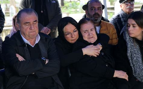 Fatih Terim in eşi Fulya Terim aldığı haberle kahroldu annesi vefat