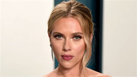 Scarlett Johansson Scarlett Johansson Demanda A Disney Y Aviva El