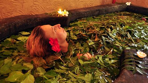 Ayurveda Spa And Wellness Holiday Days 9 Nights 10 Days Yathra Travels