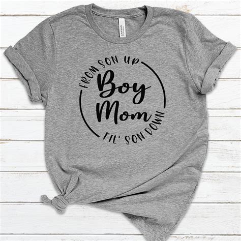 Boy Mom T Shirt Womens Tee Vinyl Graphic Tee Unisex Etsy