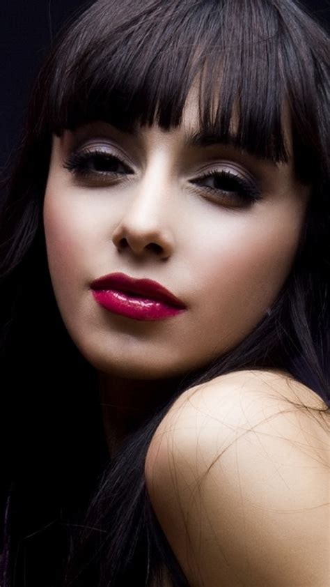 Makeup girl - Best htc one wallpapers, free and easy to download