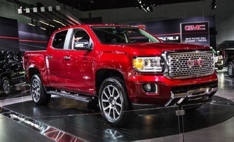 Colors generally differ by style 2020 GMC Canyon Denali Gets Increased Towing Capacity ...