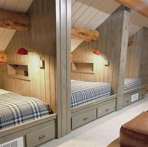 42 Fabulous Attic Design Ideas To Try This Year Attic Bunk Beds