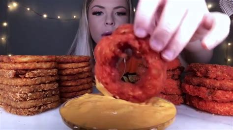 Asmr Eating Crunchy Hot Cheetos Fried Union Rings Hashbrown