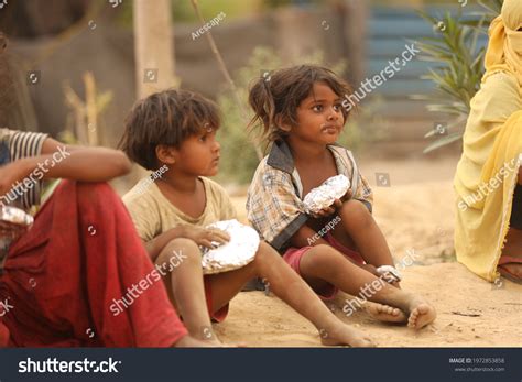 7599 Hungry Street Children Images Stock Photos And Vectors Shutterstock