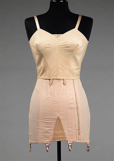 197 best 1940s fashion images on pinterest