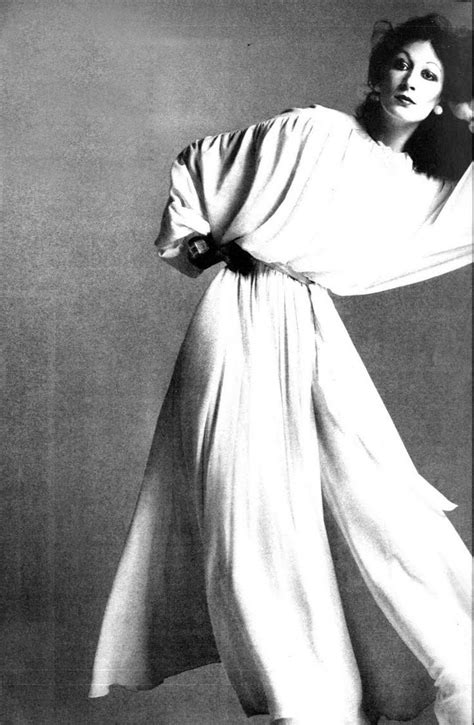 angelica houston vogue dec 1974 anjelica huston style muse 1970s vintage fashion