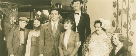 Volledige Cast Van Hats Off Film 1936 Moviemeternl