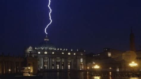 Bolt From The Blue Lightning Strikes St Peters Basilica In Rome After