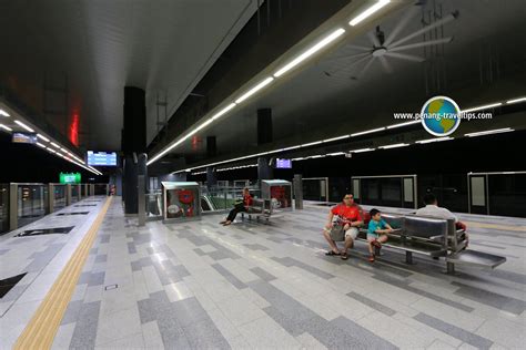 If you're thinking of catching the mrt home today (15th october), you might want to consider alternative transport! Phileo Damansara MRT Station, Selangor