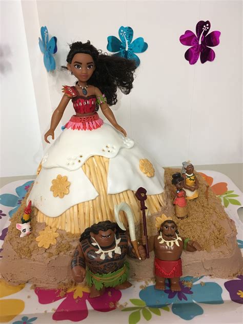 Moana Doll Cake Perfect For A Moana Birthday Party