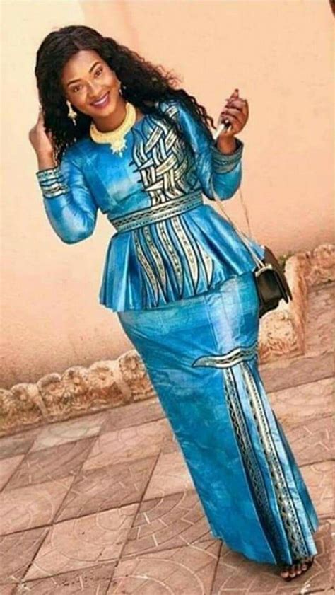 Latest glamourous senegalese bazin riche african fashion.mos sophisticated styles for divas. Pour la jupe | Mode africaine robe longue, Tenue africaine