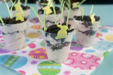 Put 4 egg yolks into a large bowl, stir in 2 tbsp cornflour until smooth, then gradually stir in hot milk. Easter Oreo Pudding Cups - This Ole Mom