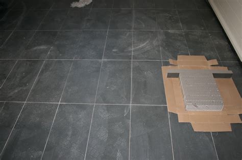 Wem der rustikale landhausstil zusagt, der wird sich mit sicherheit für klinker fliesen in der küche begeistern können. Fliesenarbeiten EFH Leipzig - BauInfoBüro