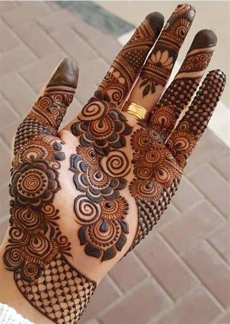 Find Here So Many Amazing Designs Of Henna Or Mehndi For Cute Hands In 2019 Here We Have