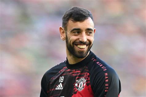 Bruno fernandes is 26 years old (08/09/1994) and he is 179cm tall. Bruno Fernandes: Europa League title can be start of ...