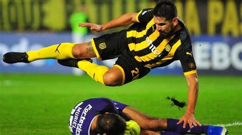 Peñarol Entrenó En Lo Táctico Esta Tarde Resonancia A Viatri