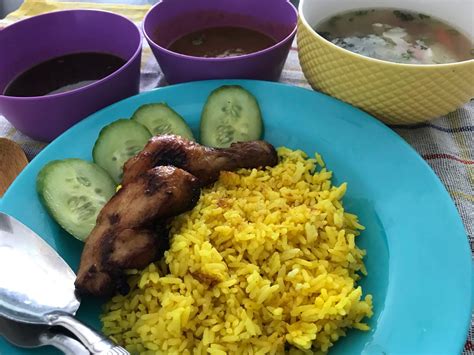 Untuk resepi nasi lemak ni sebagai contoh, daku gandingkan nasi lemak ni bersama ayam masak merah dengan kuah yang resepi nasi lemak simple yang lembut dan sedap. Resepi Nasi Ayam Sedap Dan Mudah Disediakan ...