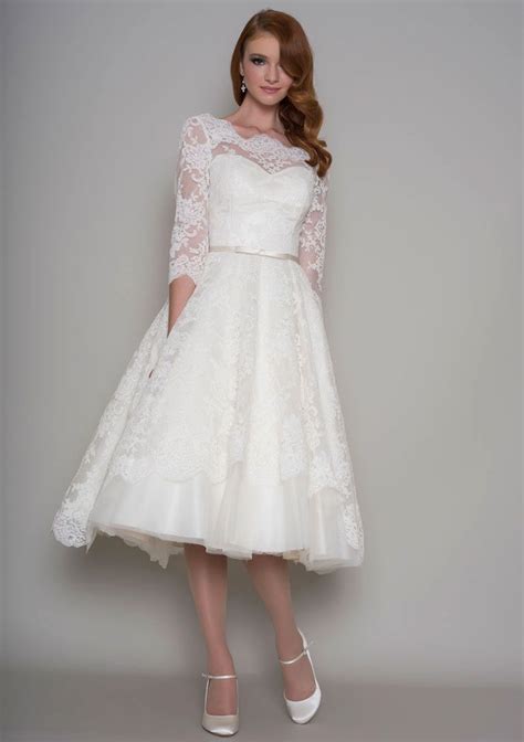 Mini short weddings dress plus size customize sleeveless open back lace. Open Back Knee Length Short Elegant Lace Wedding Dress ...