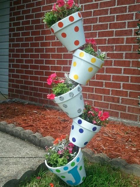 45 Cool Tipsy Pot Planters Style Estate Decorated Flower Pots