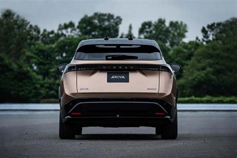 Nissan Arya Electric Crossover Unveiled Up To 610 Km Ev Range