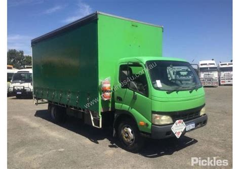 Check spelling or type a new query. Used Hino 2003 Hino Dutro U434 Wrecking 3-4 Tonne Trucks ...