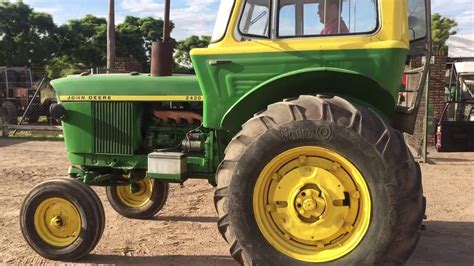 John Deere 2420 Youtube