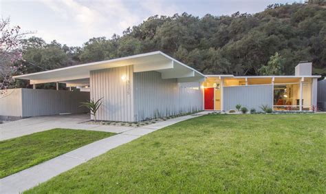 Photo 1 Of 12 In A Meticulously Updated Midcentury In La Asks 149m