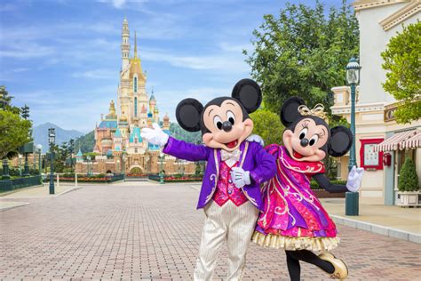 Photos Hong Kong Disneyland Launches 15 Years Of Magical Dreams