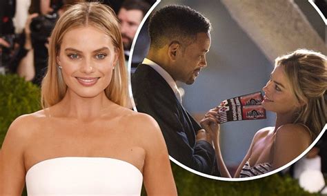 Margot Robbie Doesnt Want To Be Labelled A Bombshell Daily Mail Online