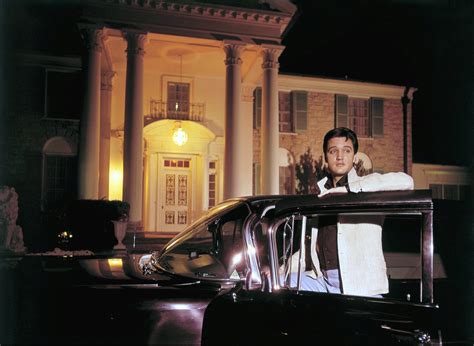 graceland elvis presley s memphis tips things to do where to eat