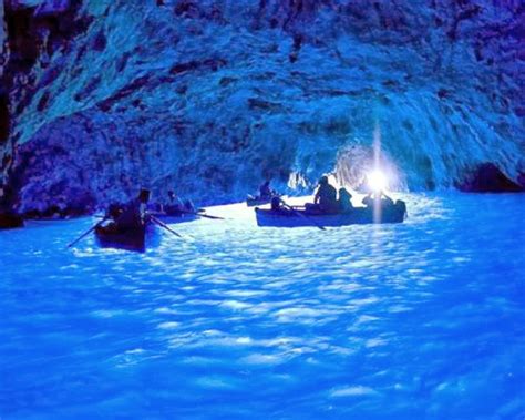 Blue Grotto Cave Capri Italy Ideas To Chill