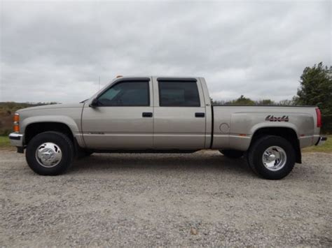 1999 Chevy 3500 Short Bed Dually Vortec 454 4x4 Rust Free Truck