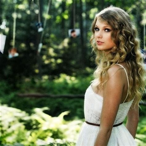 Taylor Swift Mine Music Video Debut Airs Tonight From Maine