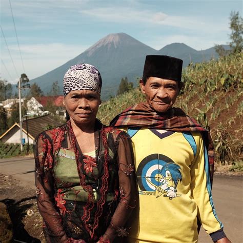 Keindahan Potret Masyarakat Suku Tengger Di Desa Argosari Kabupaten