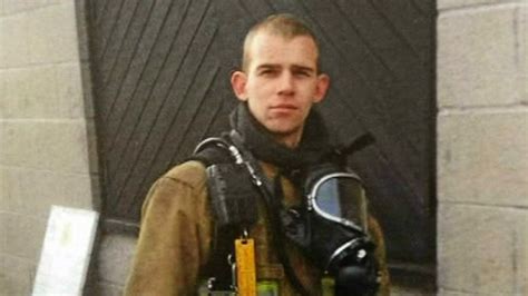 Robert Fleeting Suicide Police To Review Raf Firefighters Death Bbc