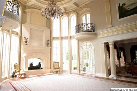 Alabamas Largest Home Back On The Market Homes Of The Rich