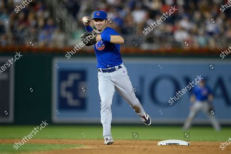 Chicago Cubs Shortstop Andrew Romine Throws Editorial Stock Photo